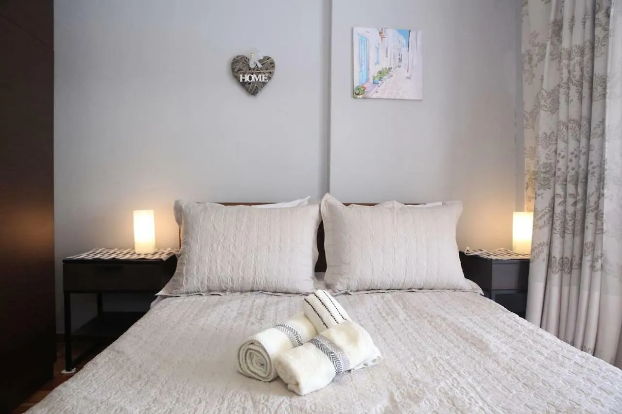 Cozy/Comfortable Flat 50 Sq Flat, 15\' From City\'S Centre. Great Vfm! location