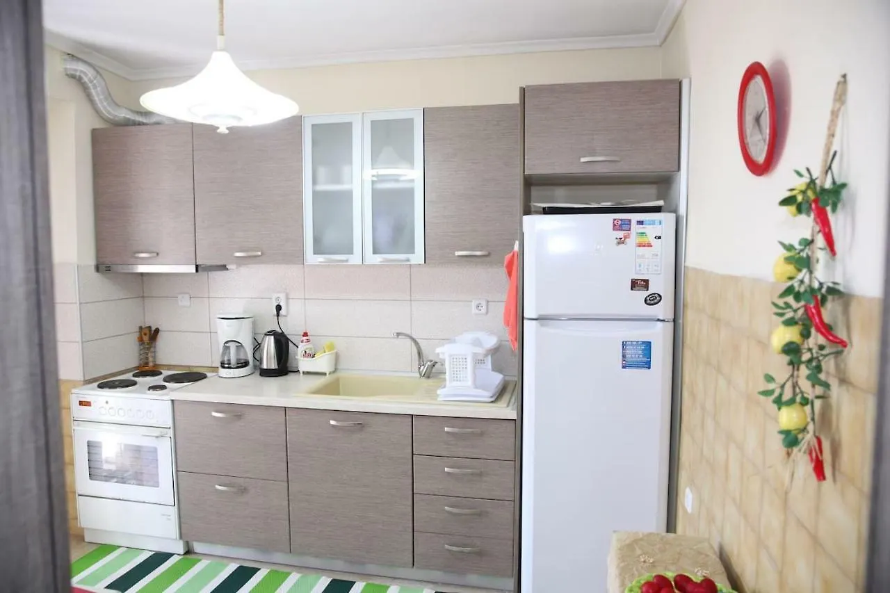 Apartment Cozy/Comfortable Flat 50 Sq Flat, 15' From City'S Centre. Great Vfm! Thessaloniki Greece